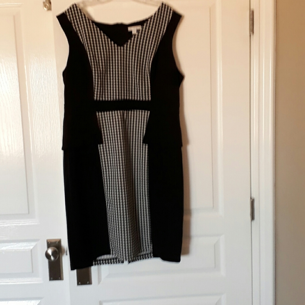 Black and white dress